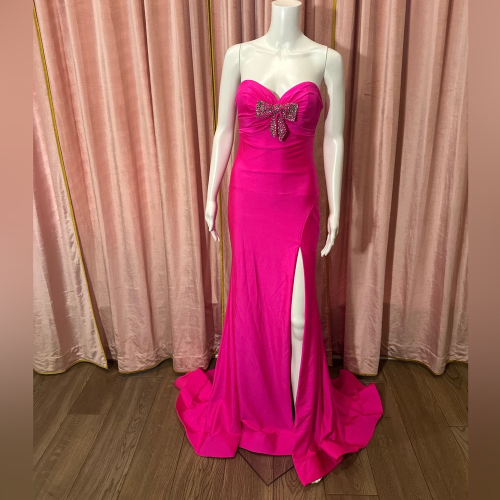 Amarra Fuchsia strapless mermaid gown, sz 4.